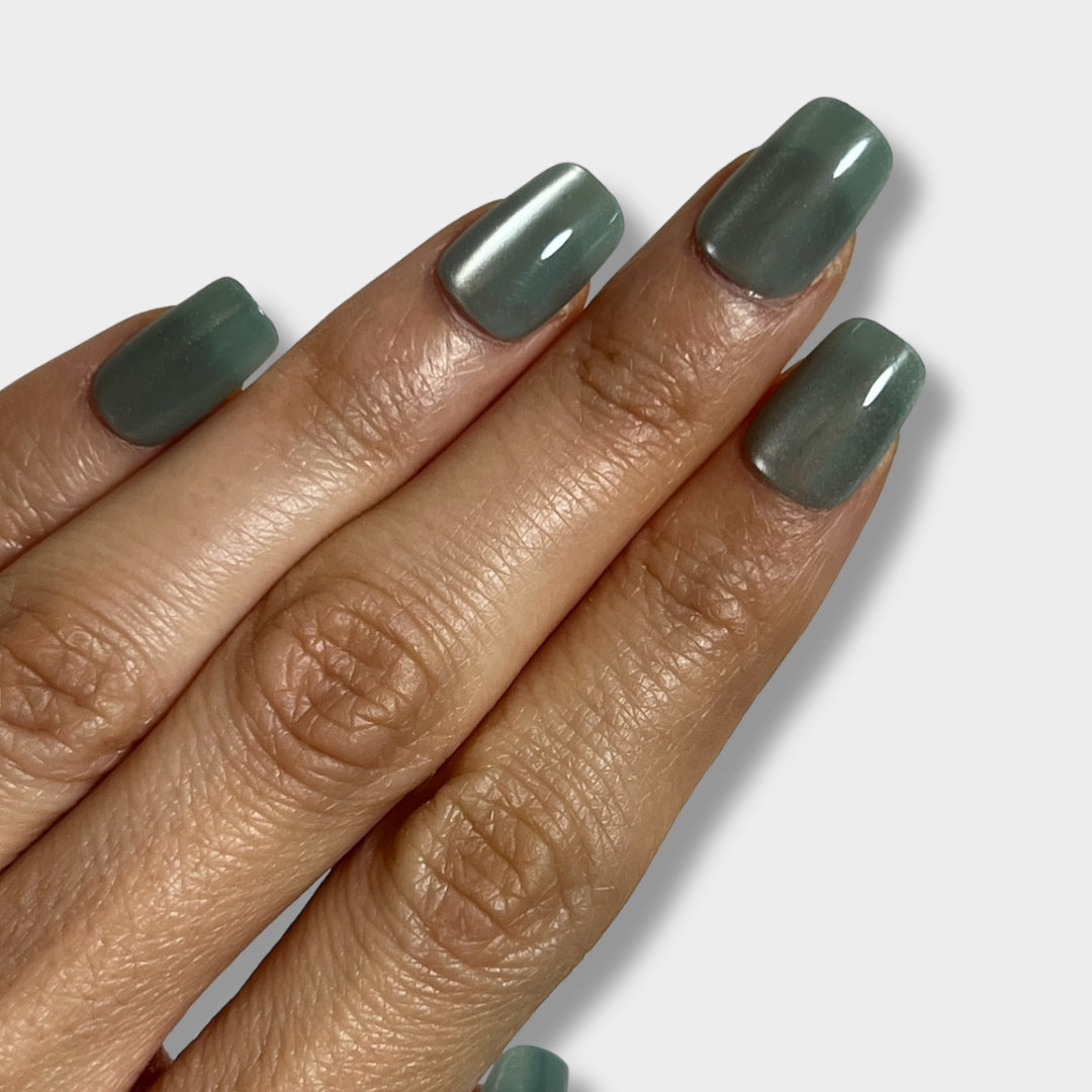 Soft Eucalyptus nail design by The Instant Nails featuring a soothing green color and elegant finish on acrylic nails.