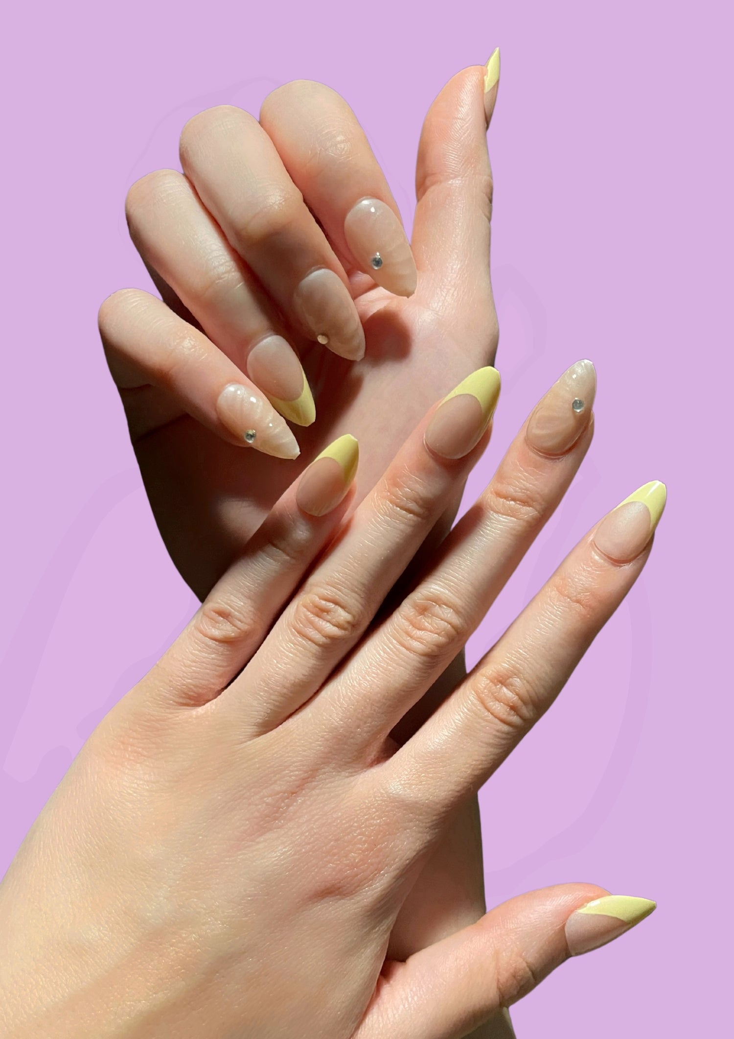 Mermaid Glow Press On Nails 